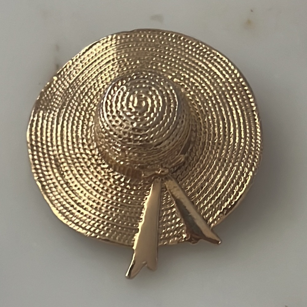 Michele Lynn Gold Tone Hat Brooch Pin Vintage - Picture 2 of 5